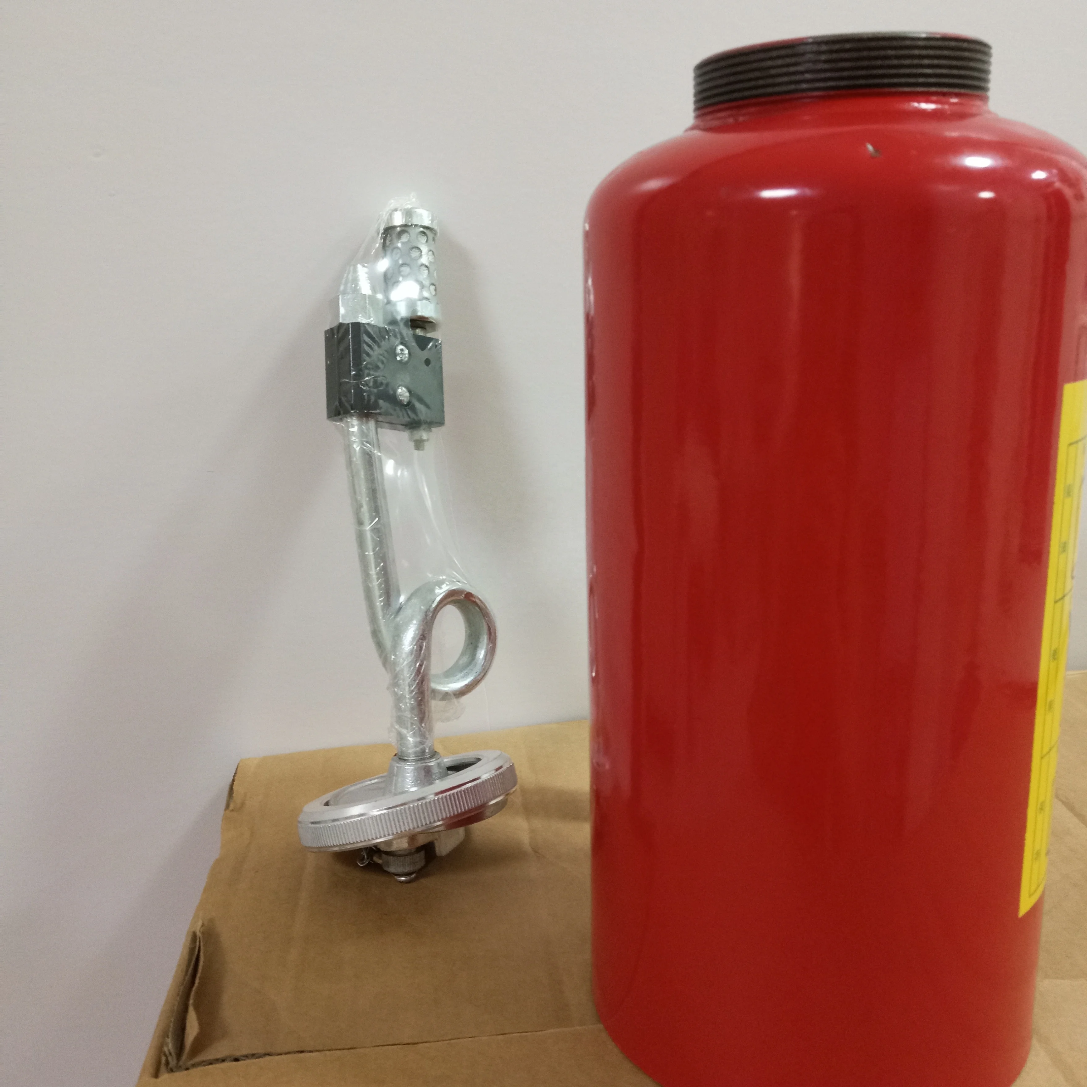 Wildfire капельный фонарь с защитной