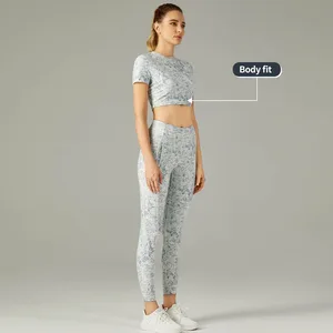 Hot Selling Women Printed Cropped T-shirts Custom Logo