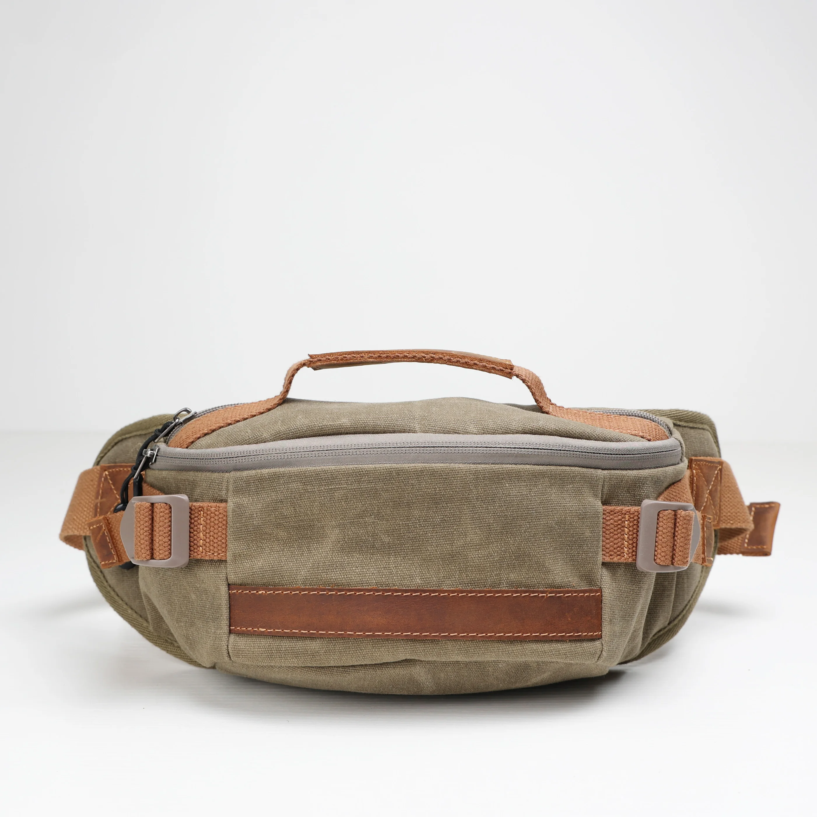 2023 New Designer Custom Travelling Vintage Chest Bags Luxury Crossbody