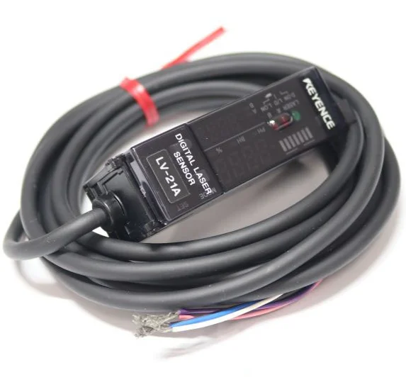新古 KEYENCE LV-21A デジタルレーザセンサ (EBHR60426C029) 【公式通販】