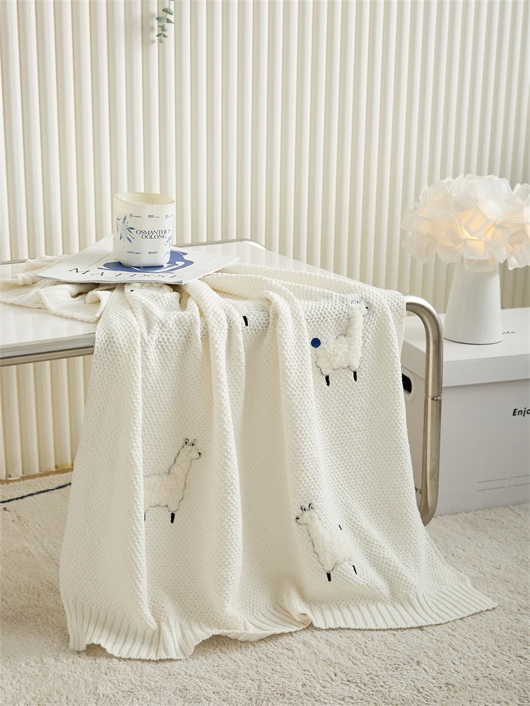 For Children Cute Lamb Knitted Blanket Soft and Comfortable with Multiple Colors xysx supplier