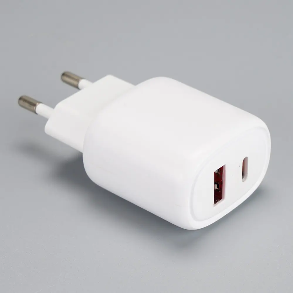 EU/Europe Plug 1 USB-A + 1 USB Type-C White Square Travel/Wall charger 110V-230V 1062
