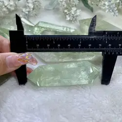 きゅう様　高品質　プラシオライト　グリーンクォーツ　タワー　ポイント グリーンクォーツクリスタルポイントタワーDTプラシオライトグリーン