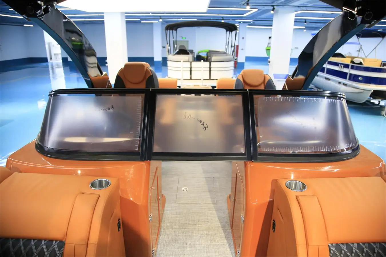 6.5m Luxury Pontoon Boat 6.5m Luxury Pontoon Boat