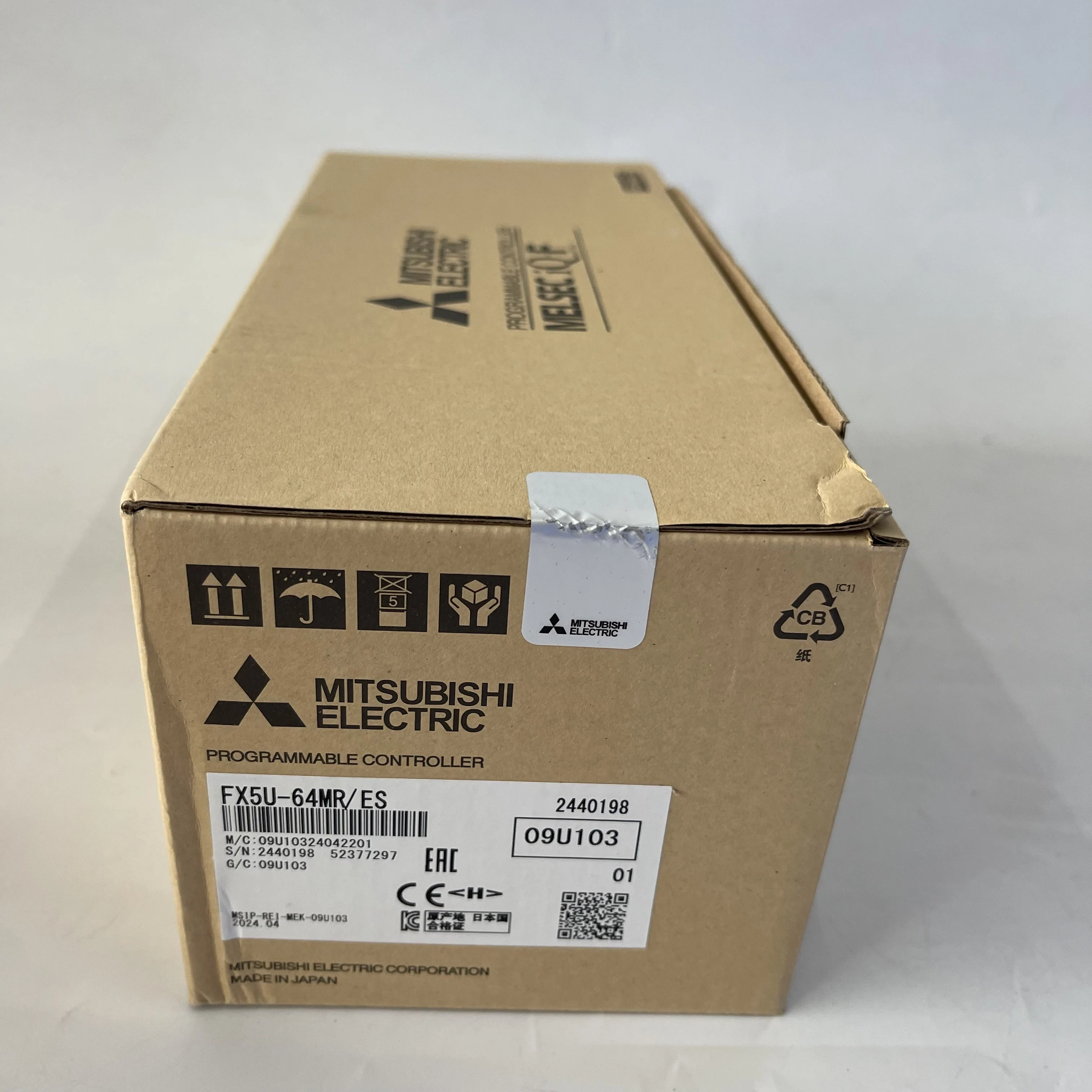 Mitsubishi Programmable Logic Controller PLC FX5U Series FX5U-64MR/ES