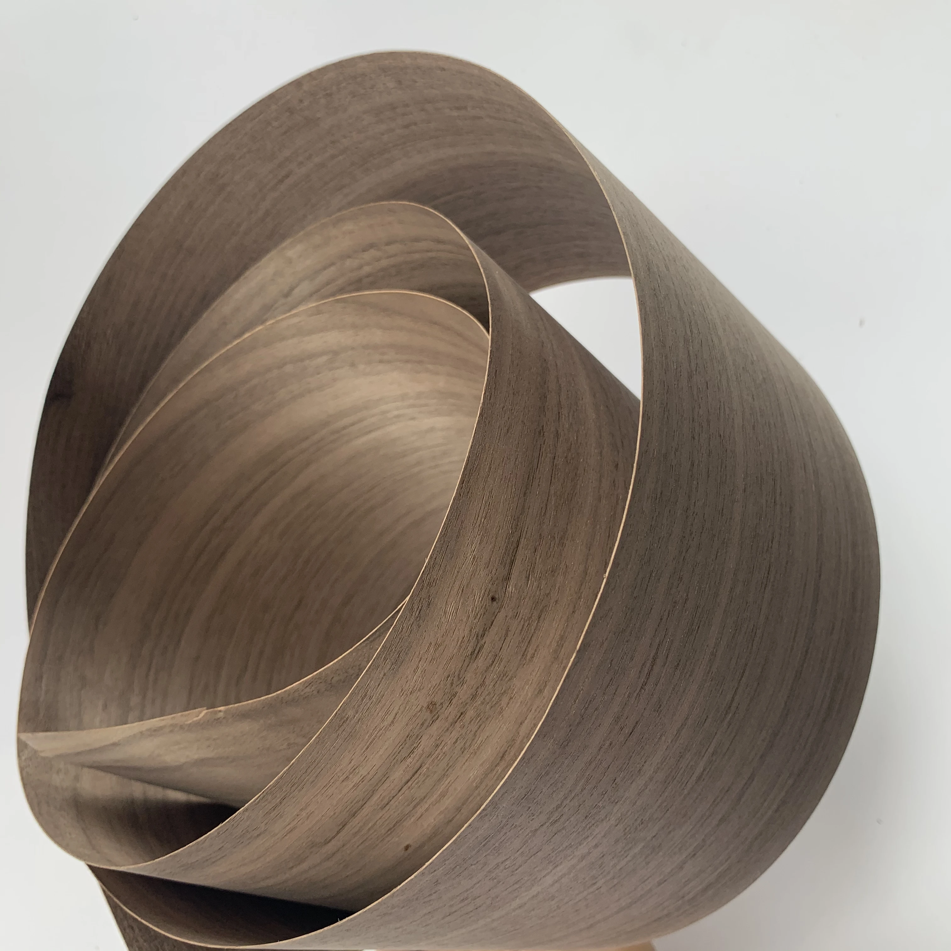 Natural Wood Veneer A/AA/AAA 0.45mm Straight Stripes Black Walnut American Natural Black Walnut Bark with Straight Stripes