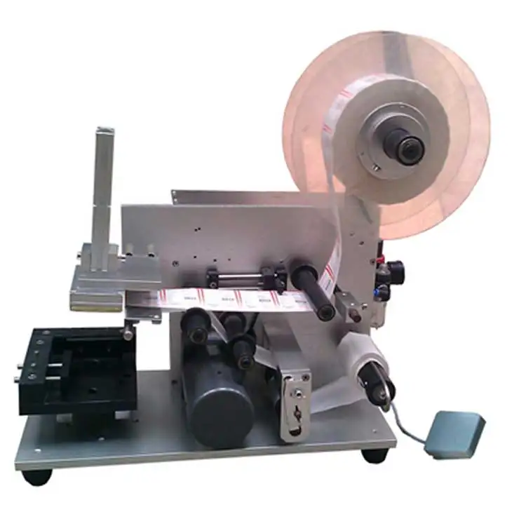 Хорошая цена, автоматическая самоклеящаяся машина для маркировки плоских квадратных бутылок