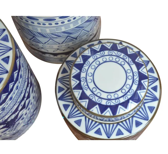 Jingdezhen Ceramic Customization Minimalist Style Ceramic  Decoration Blue and White Striped Decorative CylinderJars With Lid