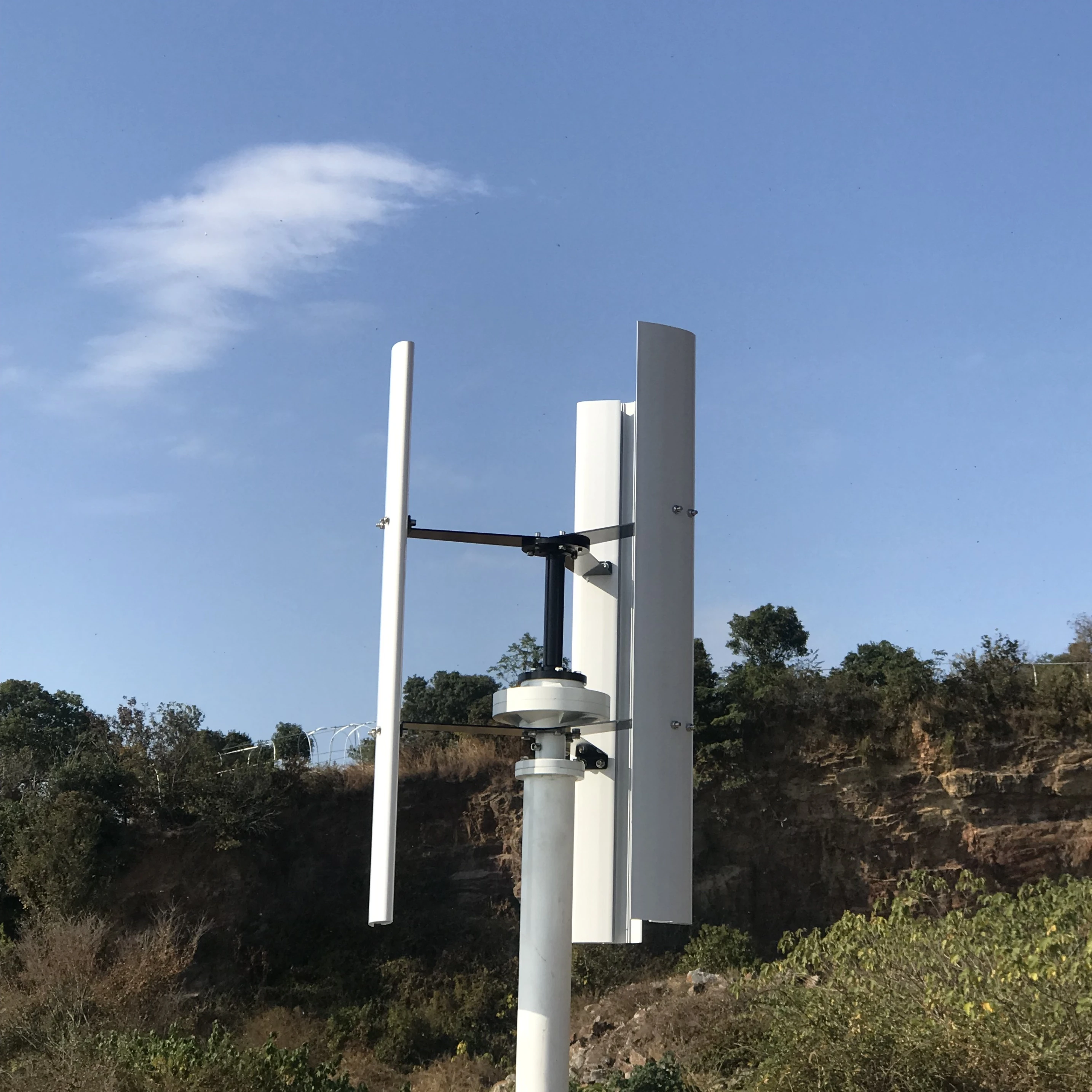 可再生能源风力发电系统立式风力发电机48v h型立式涡轮1000w 2kw 3kw