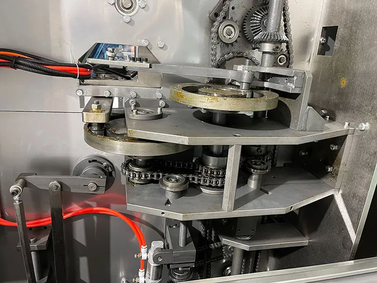 
 Полностью автоматическая косметическая бутылка для духов, маленькая коробка, машина для упаковки парфюма  