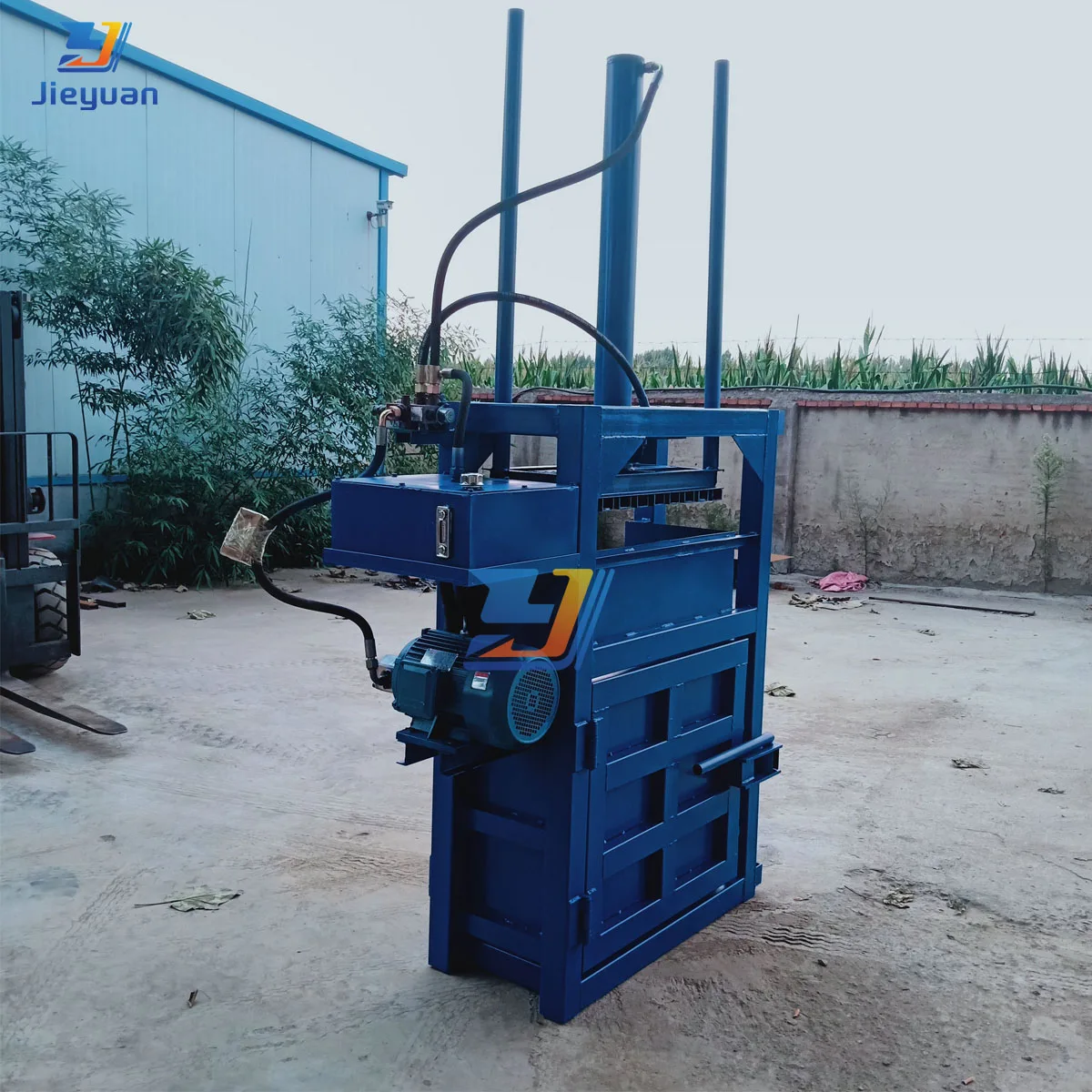 Automatic Hydraulic Cardboard Plastic Compactor Balcer Manual Waste Recycling Vertical Compactor with Motor for Carton Packaging