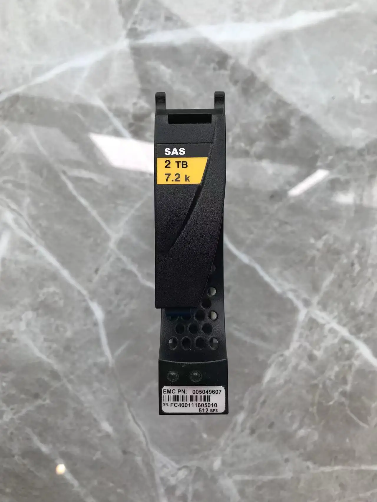 005049607 2 ТБ 7200 об/мин 7 К 6 Гб SAS 3 5