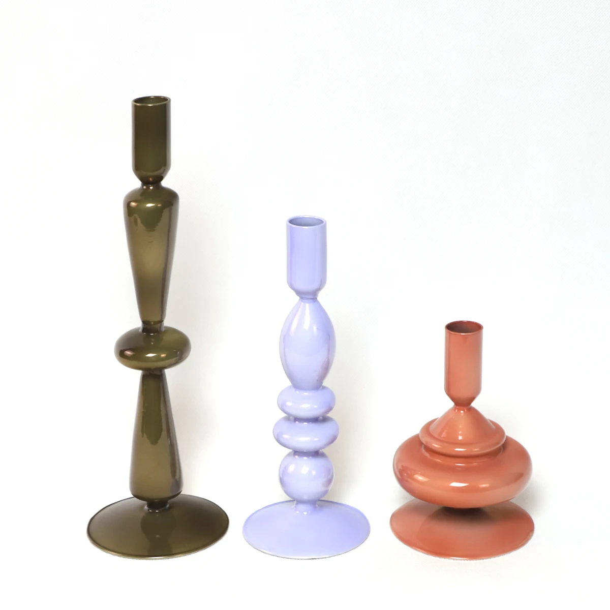 Factory Price Wholesale Blown Colored Hand Glass Candle Holder Glass Crafts Taper Pillar Candles Stick Holder Stand