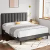 Gris oscuro