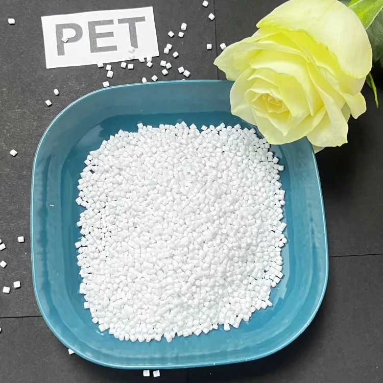 Горячая распродажа выдувное формование полиэтилентерефталат газированная Бутылка класса 100% гранулы для CZ-318 домашних