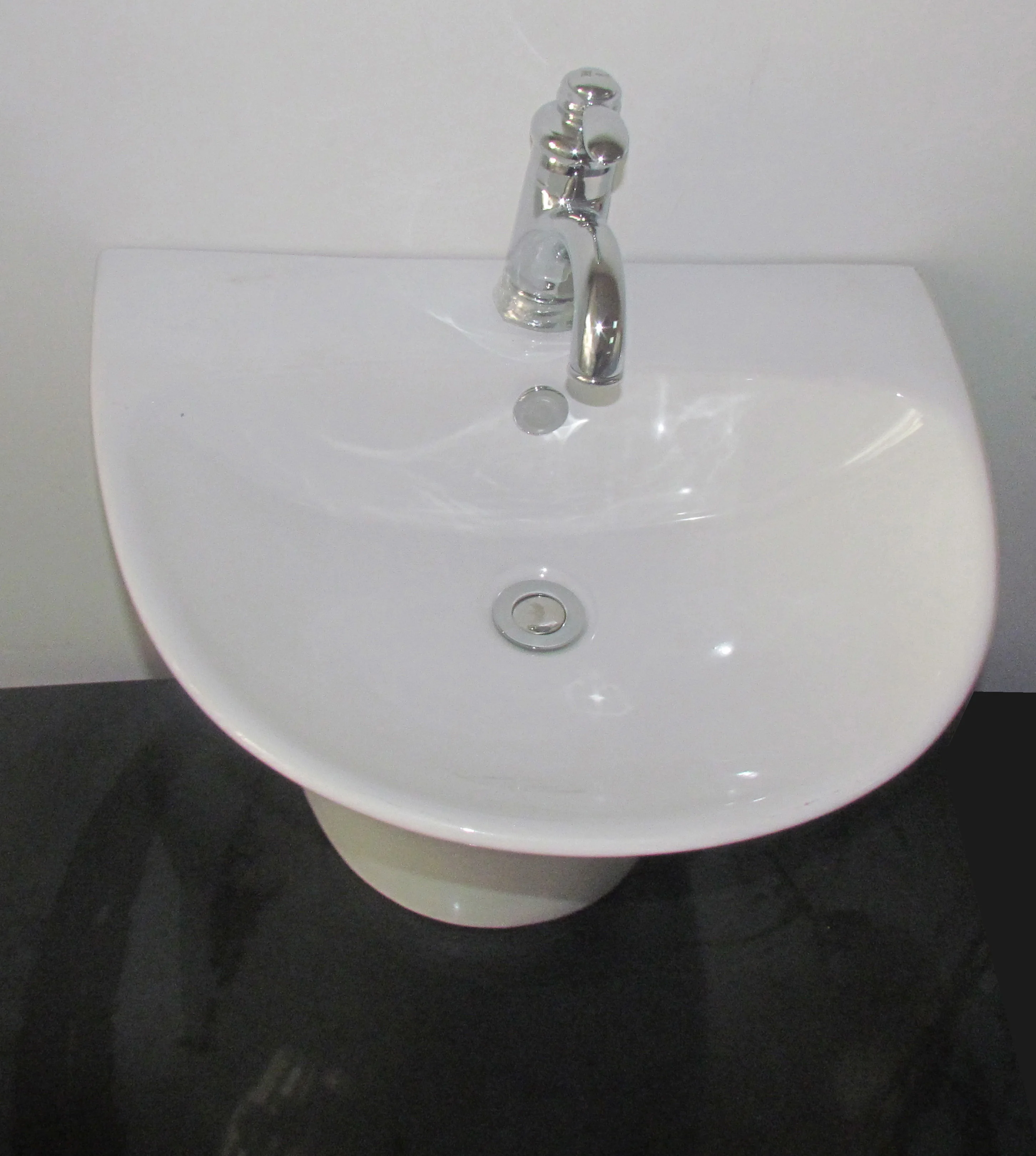 Bathroom Vanity Unit Basin With Pedestal One Pc Wash Basin Hotel Bath