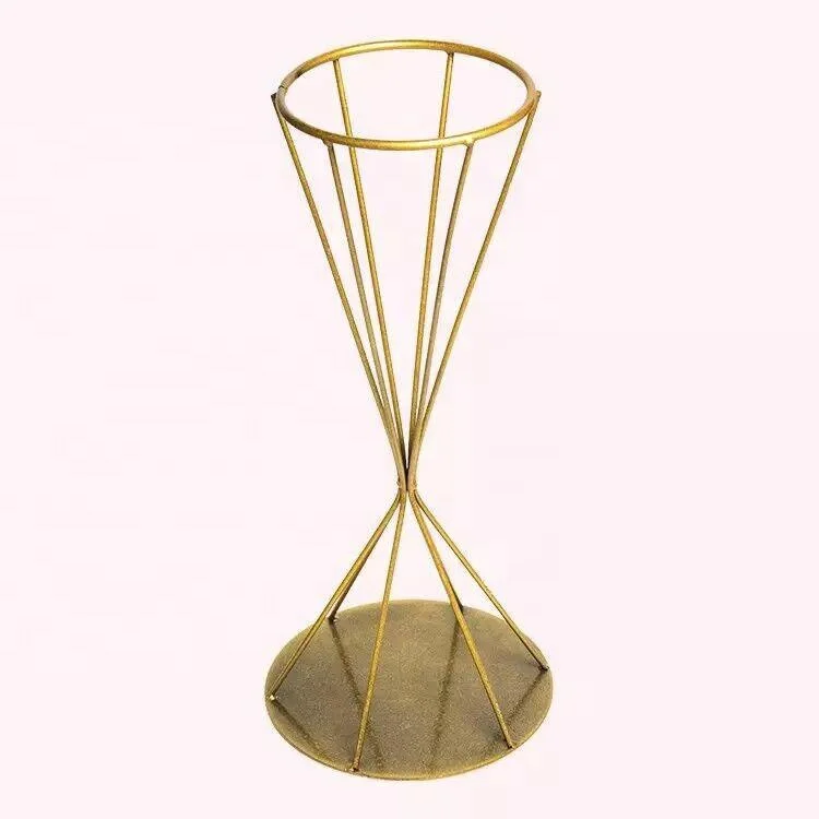 gold stand 7.jpg