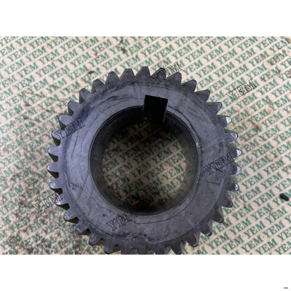 V2403 Crankshaft Gear for Kubota Machinery Engine Parts