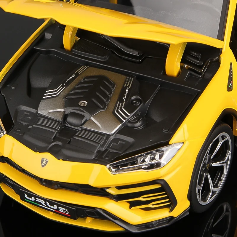 Bburago 1:18 Lamborghini Urus SUV Alloy Diecast Model Car