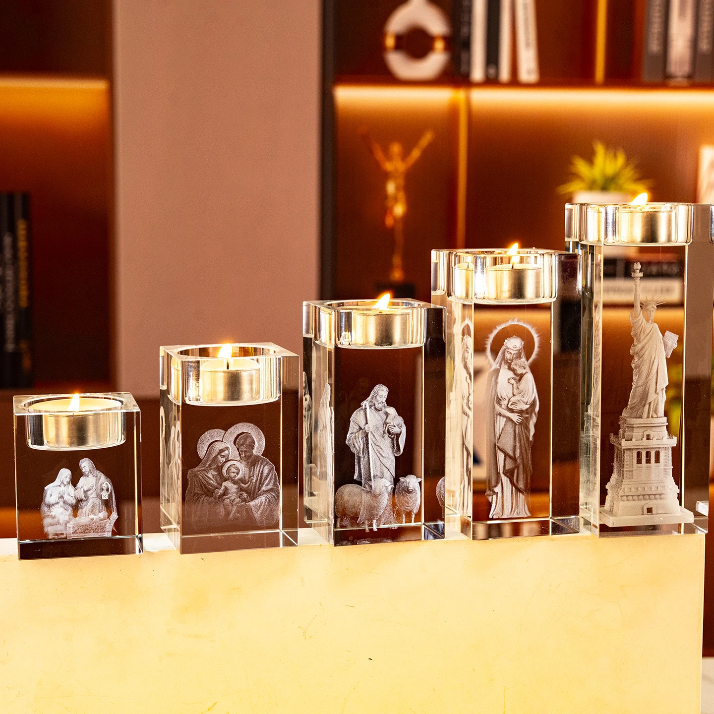 手作り 彫刻入り クリスタル正方形 ティーライトホルダー 家庭用装飾品