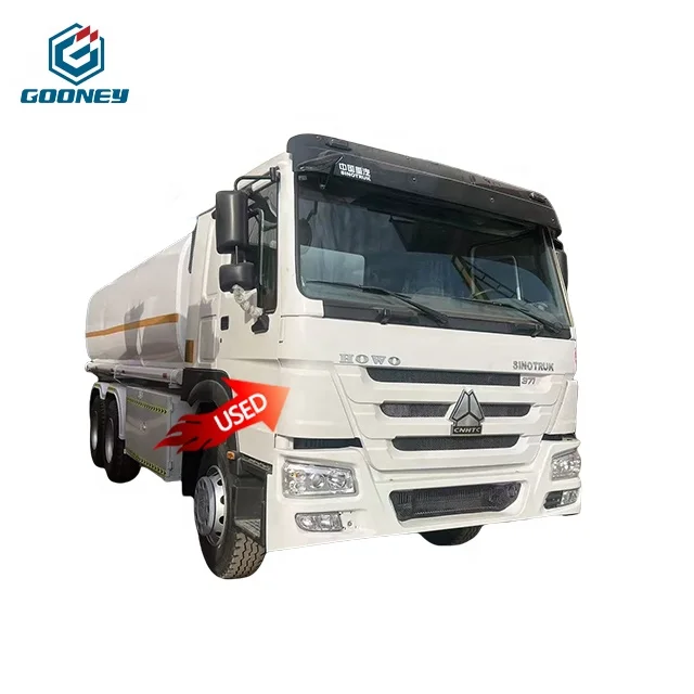 Manufacturers Export to Africa HOWO Oil Tanker Truck Rear Eight Wheel Oil Tanker Truck diesel Gasoline Tanker Truck