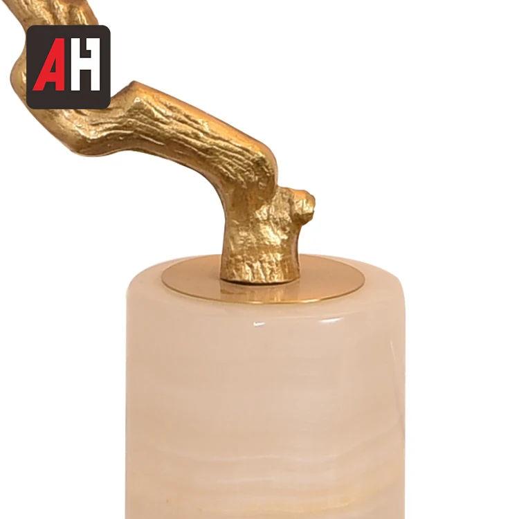 
 Украшение для отеля, Современная прикроватная тумбочка для спальни, Мраморная основа, латунная тканевая крышка, прикроватная современная настольная лампа  