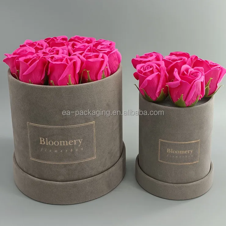 Source Luxury round hat box wholesale/velvet flower gift box on m