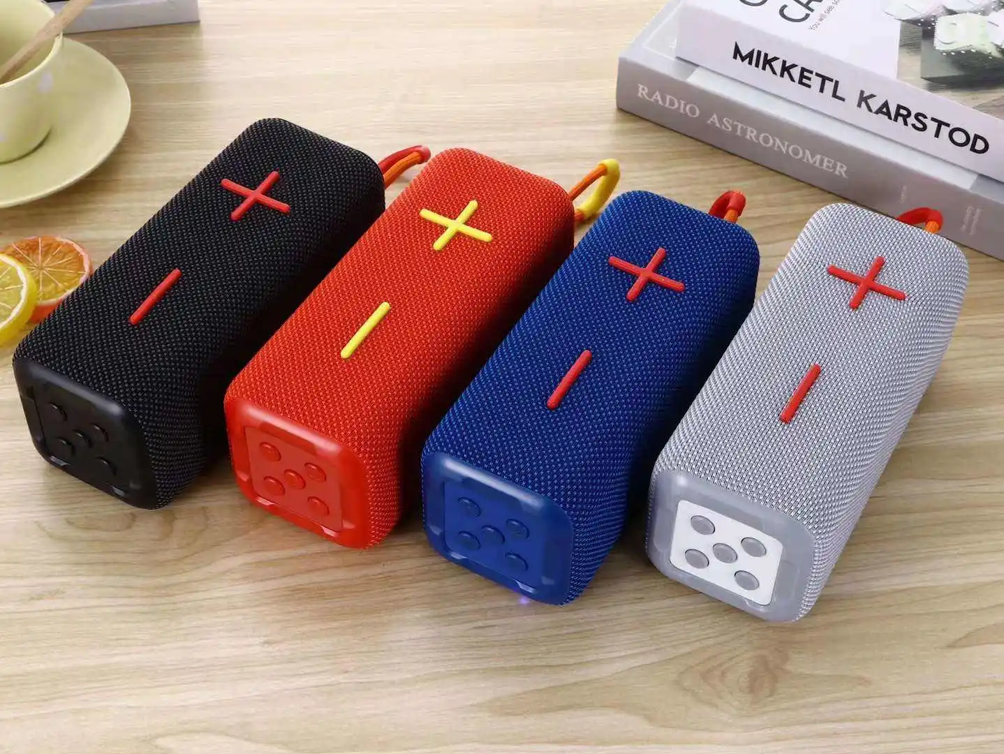 F86 Wireless Waterproof Portable Bluetooth Speaker for Outdoors