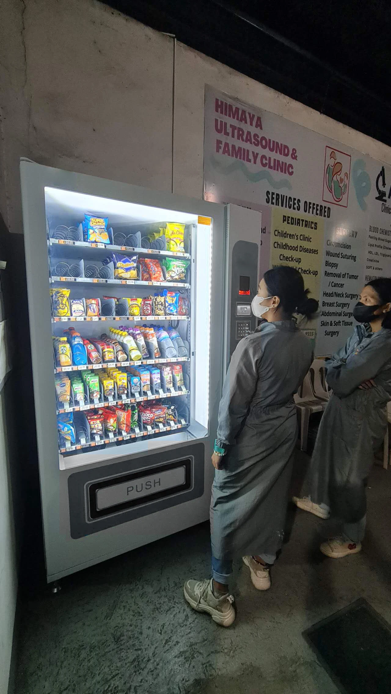 XY Automatic Drink and Snack Vending Machine Supplier Hot Sell Food Vending Machine