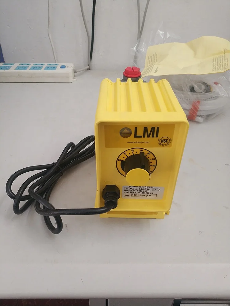 Микро дозирующий насос для химической жидкости, Милтон Рой