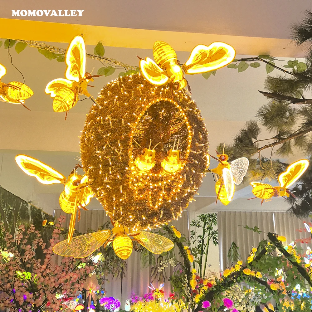 Momovalley 72CM Dynamic Gold LED Christmas Light - Bee Ornament