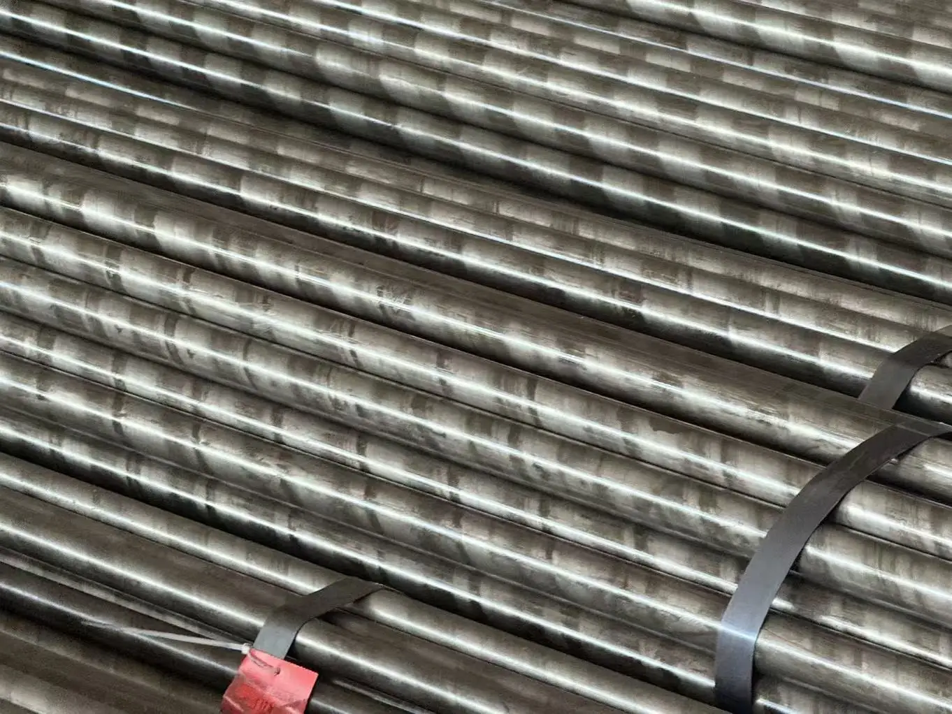 Corrosion Resistant Anti-Rust High-Quality Ideal Cold-Drawn Round Section Steel for Marine Applications manufacture