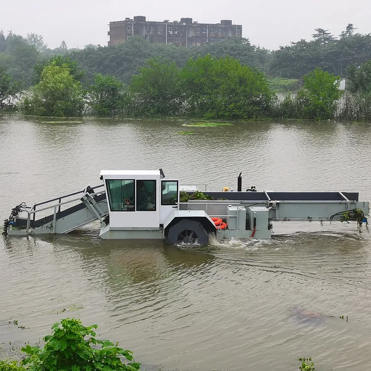 High Quality Small Scale Aquatic Weed Removal Machine Price of Lake Weed Harvester