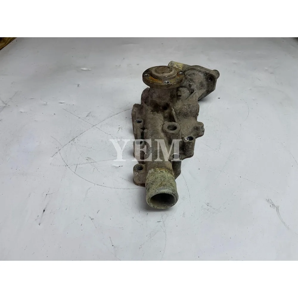 3KB1 Water Pump for Isuzu Engine Parts China Manufacturer