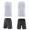 Canotte bianche + pantaloncini grigi