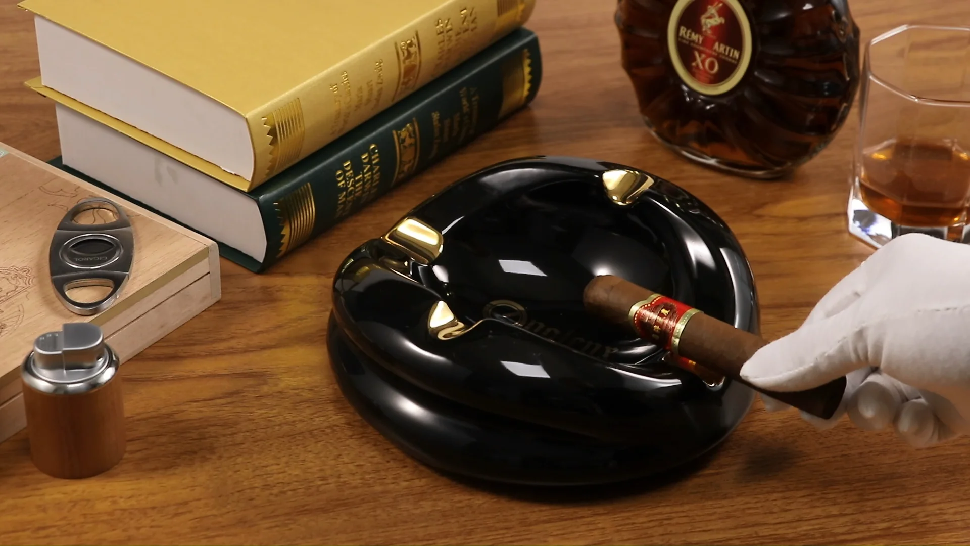 Creative Personality Ceramics Household 4 slots Cigar Ashtray