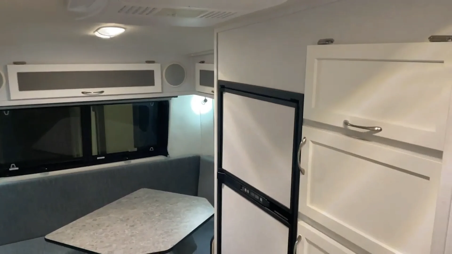 Us Standard Medium-sized Offroad Pickup Truck Campers Rv For Customized ...