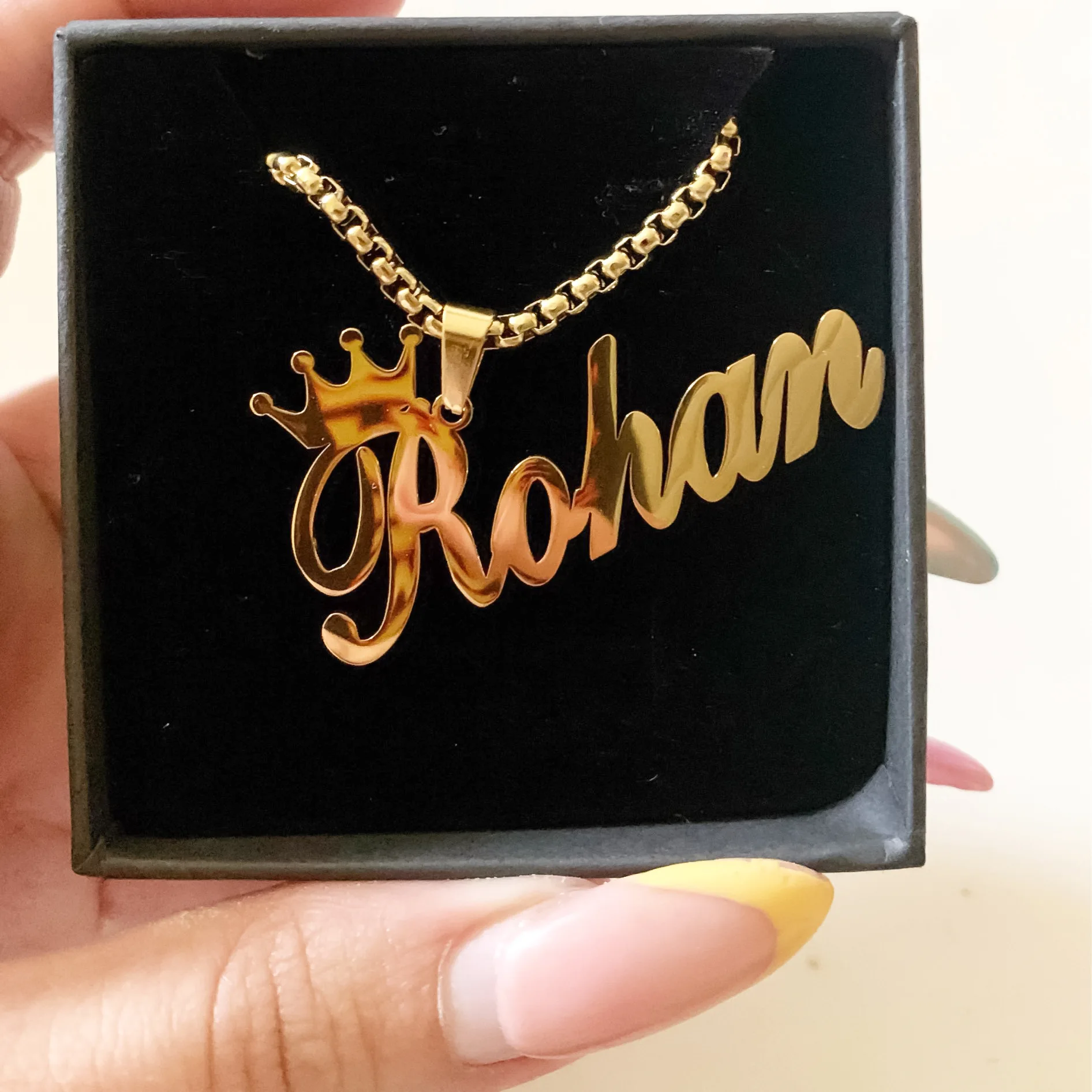 rohan name locket