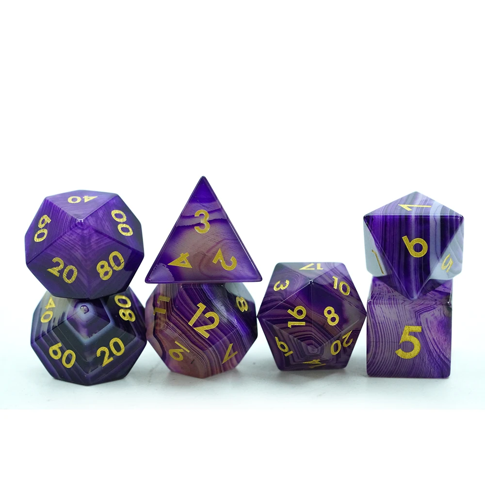 Polyedriske med tilpasset logo RPG Dungeons and Dragons stein skarpe kanter mønster naturlig lilla agat edelstein stripe terningssett