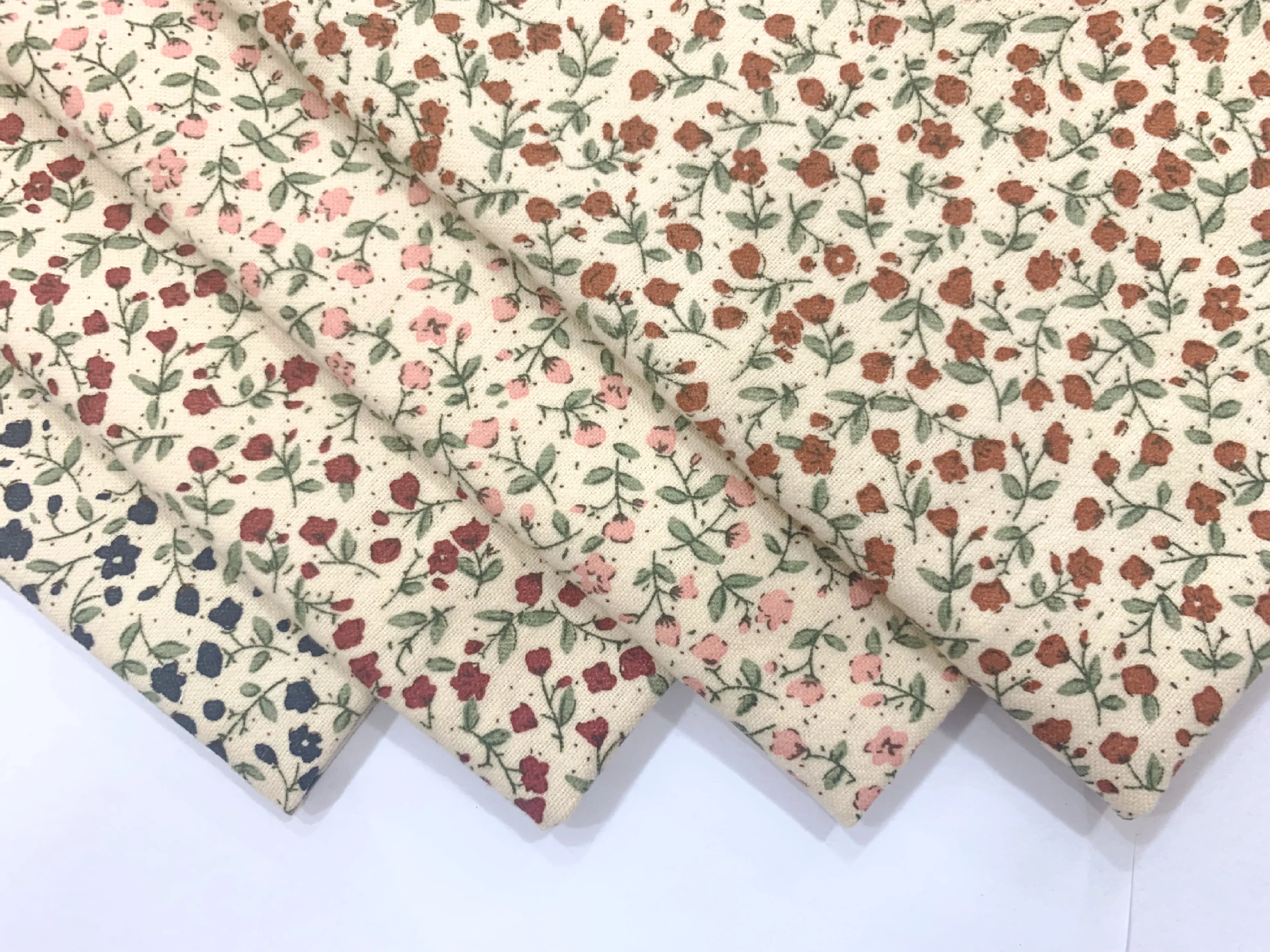 Free Designer Fabric Floral High Quality Plain Cloth Backing Flannel Children Shirt Dress Fabric