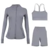 Costume trois-quarts en Y bleu-gris à col montant