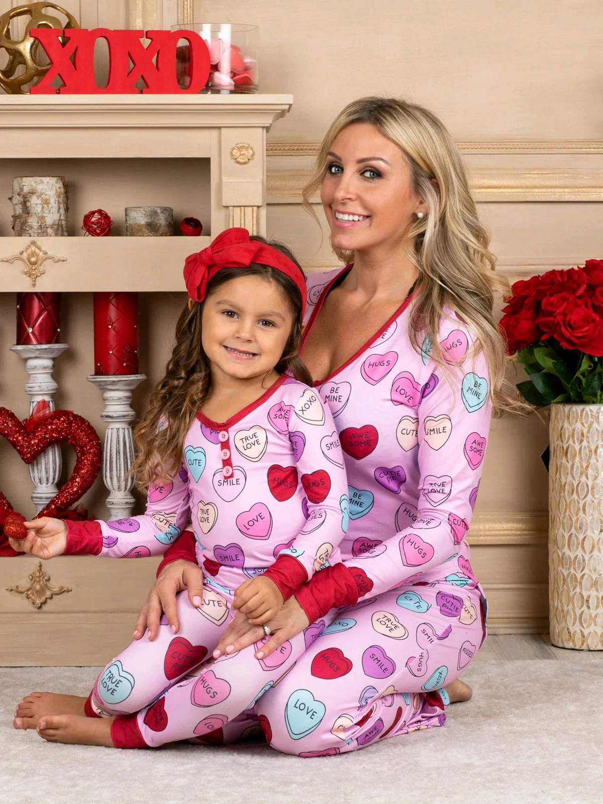 mom and daughter matching valentines day pajamas