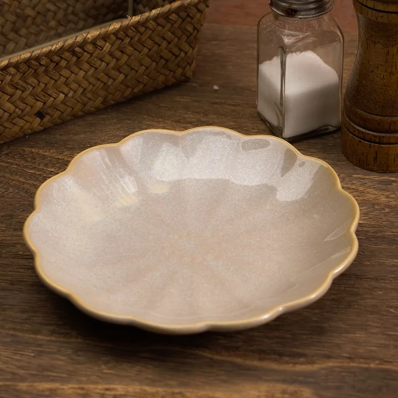 Custom Modern Japanese Ceramic Dinner Set Porcelain Plate Dish Noodles Bowl with Chrysanthemum Logo for Home Parties and Dining manufacture