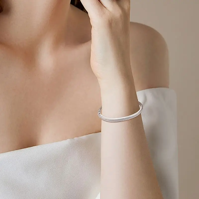 YH Jewellery - High Quality 925 Sterling Silver Bangle