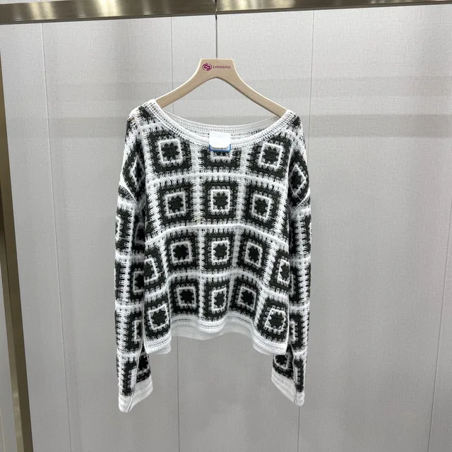 OEM ODM Autumn Women's Crochet Wool Knit Tops New Long-Sleeve Jumper with Lace Edge Pullover
