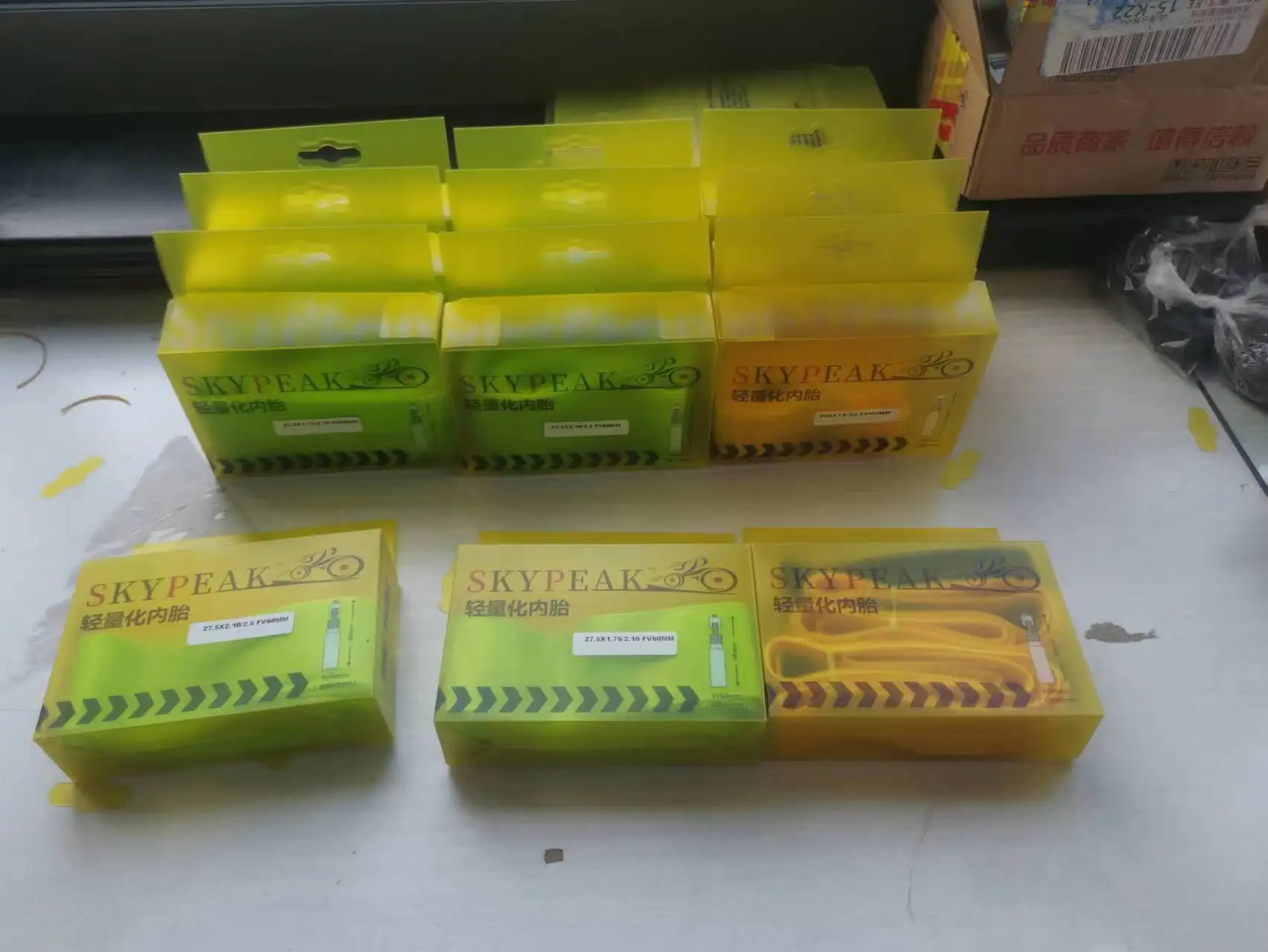 thumbnail image 2 of ROCKBROS Bike Inner Tube 700x18/28C Ultralight 24g TPU Road Bicycle 2 of 13