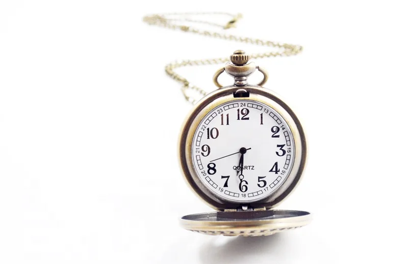 Hollow Train Design Retro Classic Collection Gift Custom Memorial  Nostalgic Flip  Old Vintage Necklace Pocket Watch with Chain