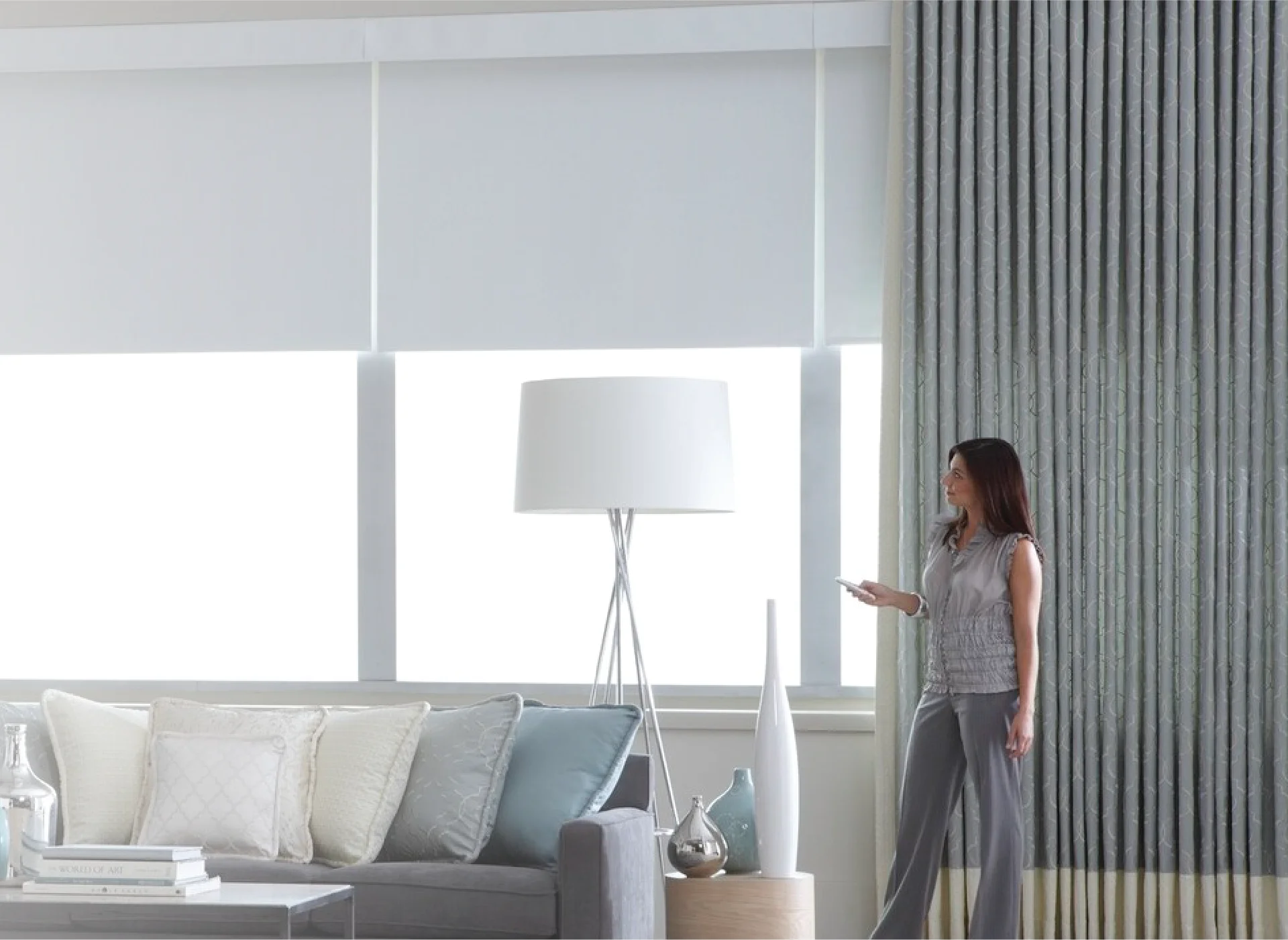 Tuya App & Alexa Smart Switch Controlled Wifi Curtain Motor for Home & Hotel Use