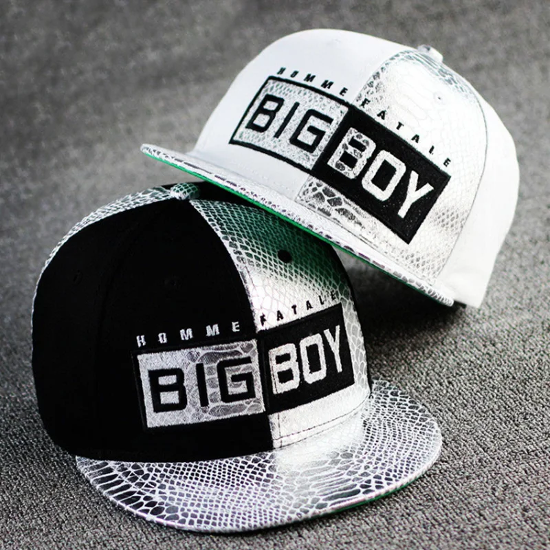 Wholesale Striped Flat Brim Hip Hop Hat High Quality Custom Embroidery Fashion Snapback Cap Outdoor Travel