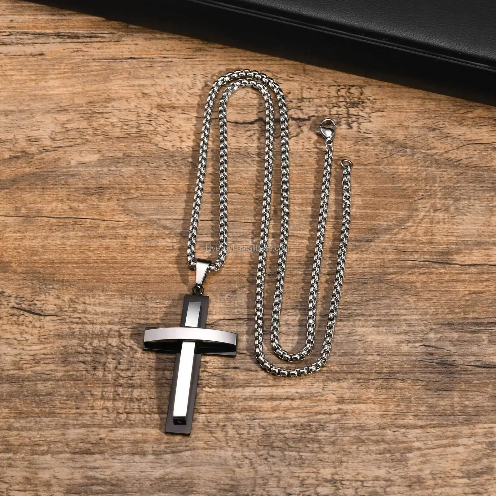 Exquisite Stainless Steel Double Layer Cross Pendant Necklace Personalized Bicolor Cross Pendant Necklace Jewelry